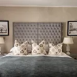 Schloessle - Small Luxury Of The World Ξενοδοχείο Ταλίν