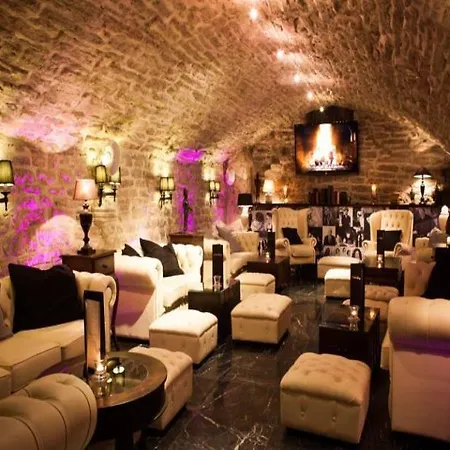 Schloessle - Small Luxury Of The World Hotel Reval