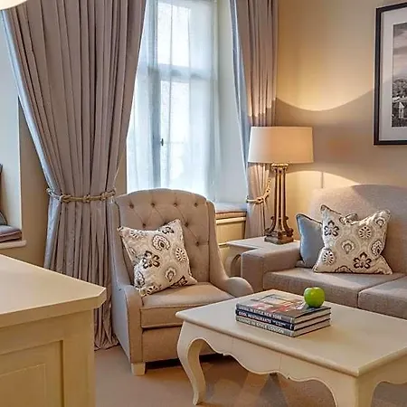 Hotel Schloessle - Small Luxury Of The World 5*