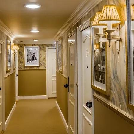 Schloessle - Small Luxury Of The World 5* タリン