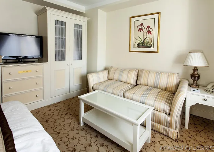 Hotel Schloessle - Small Luxury Of The World Tallinn